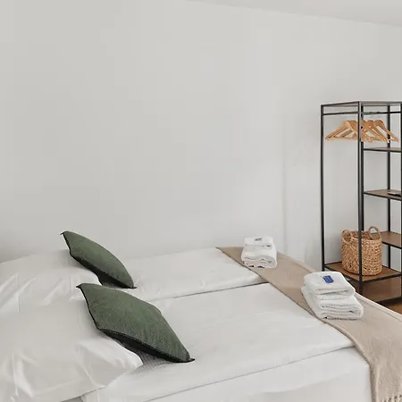 Cozy In The Heart Of - Stork 32 Curych